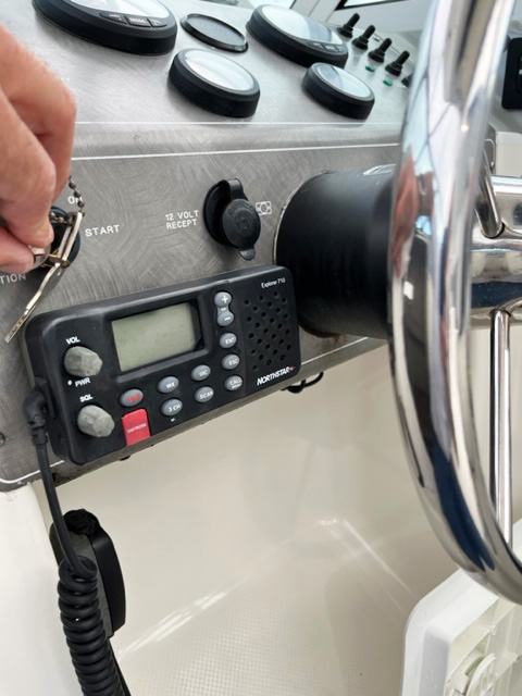 2008 Trophy Marine 2102 Walkaround - Photo 17